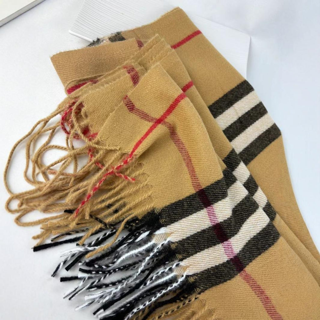 New plaid cashmere scarf Japanese and Korean warm neck scarf fashion tassel autumn winter scarf shawl