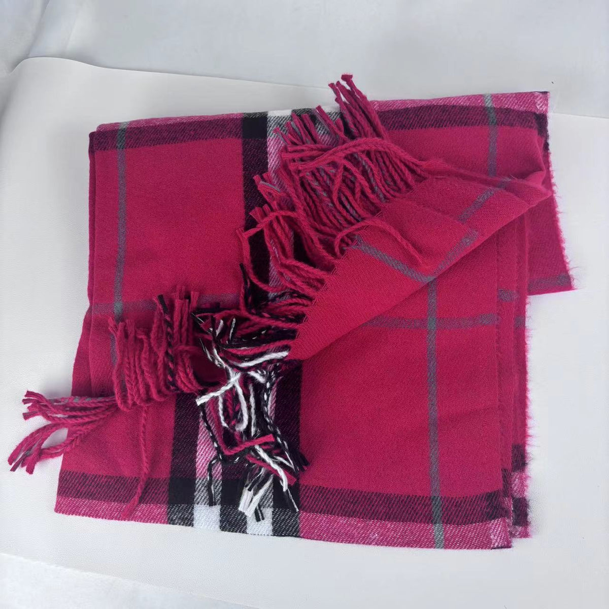 New plaid cashmere scarf Japanese and Korean warm neck scarf fashion tassel autumn winter scarf shawl
