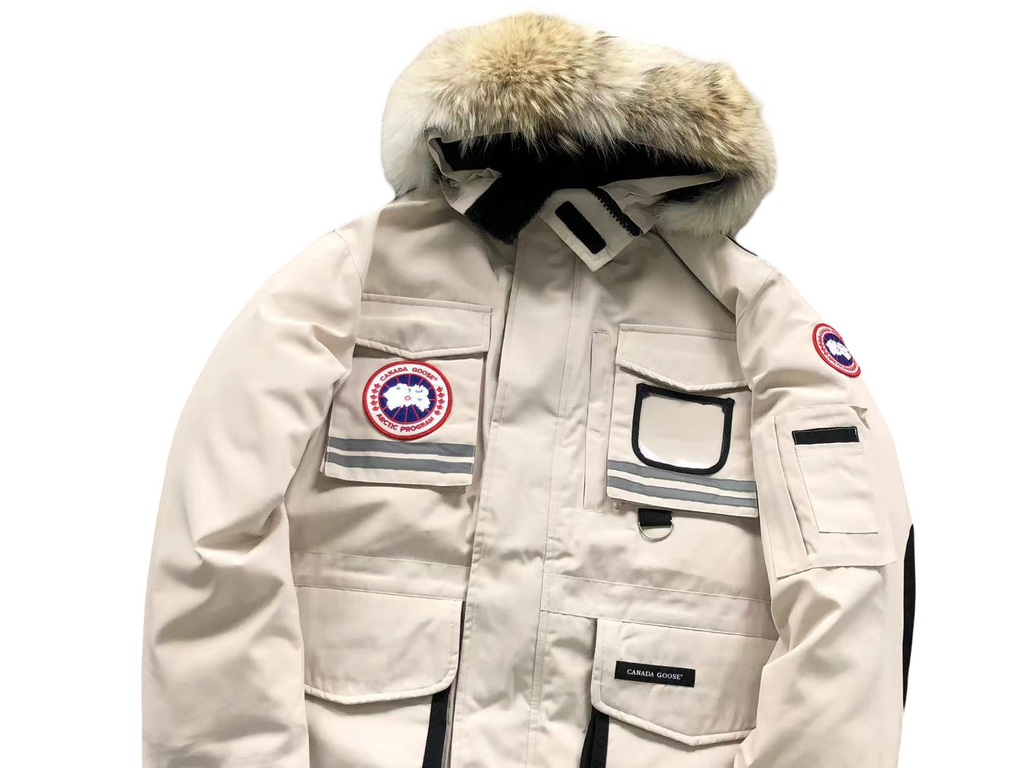 Canada Goose Snow Mantra Parka Cream