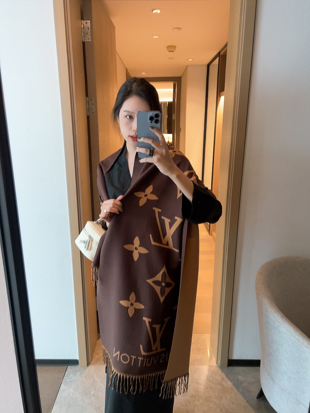 High-End Fashion Cashmere-Blend Scarf - 9706